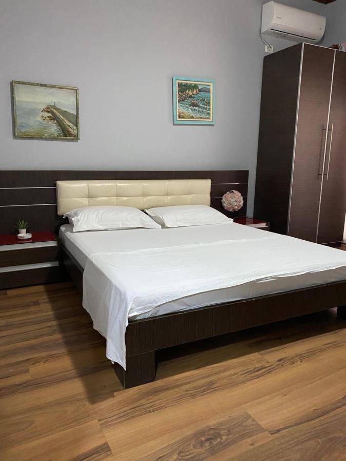 Hotel Bojko Vlore Exterior photo