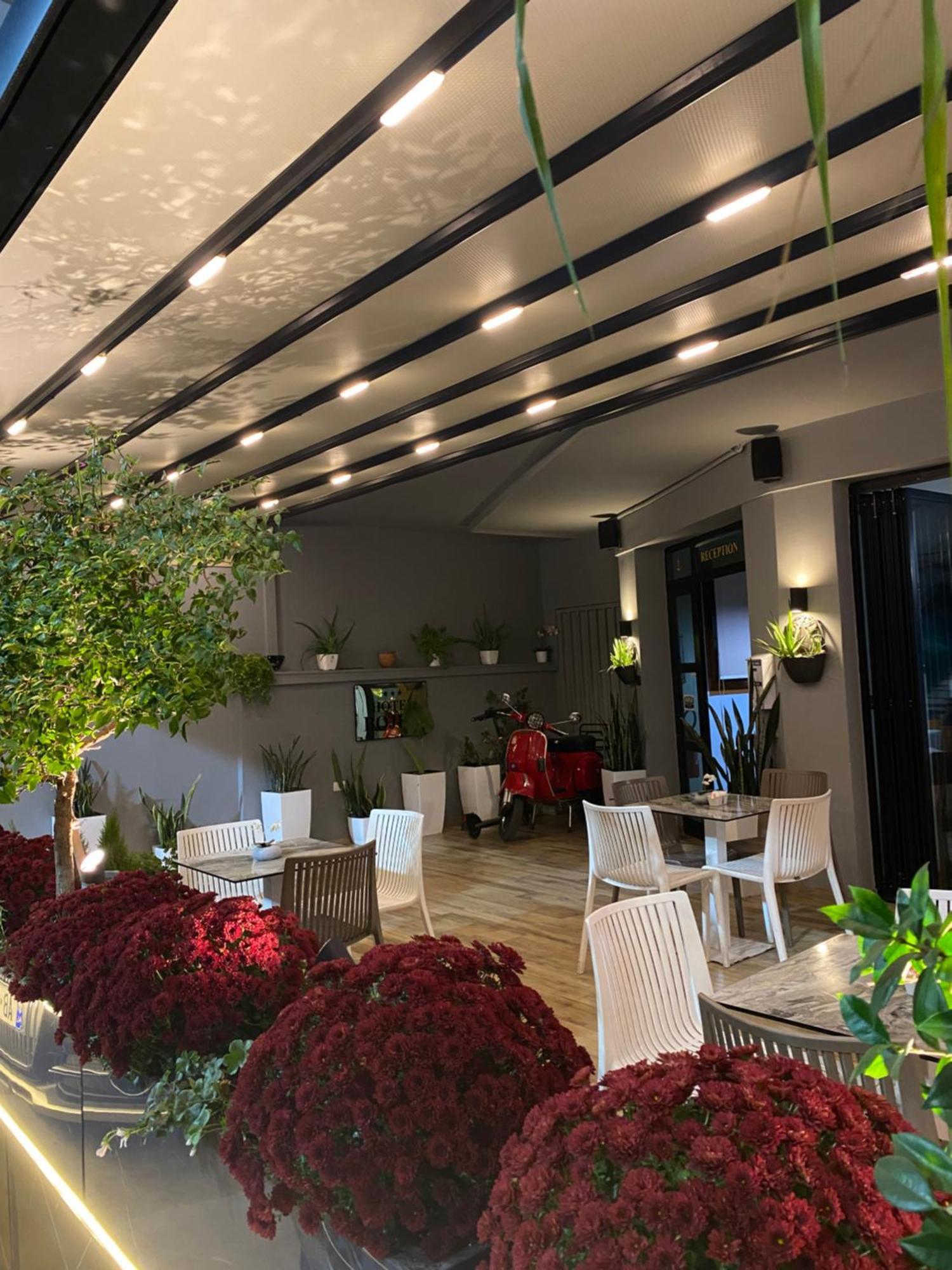 Hotel Bojko Vlore Exterior photo